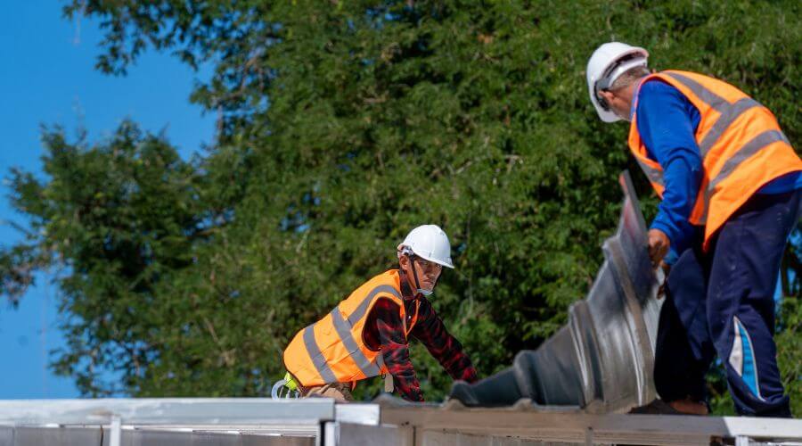 Professional residential roofers in Holbrook, NE